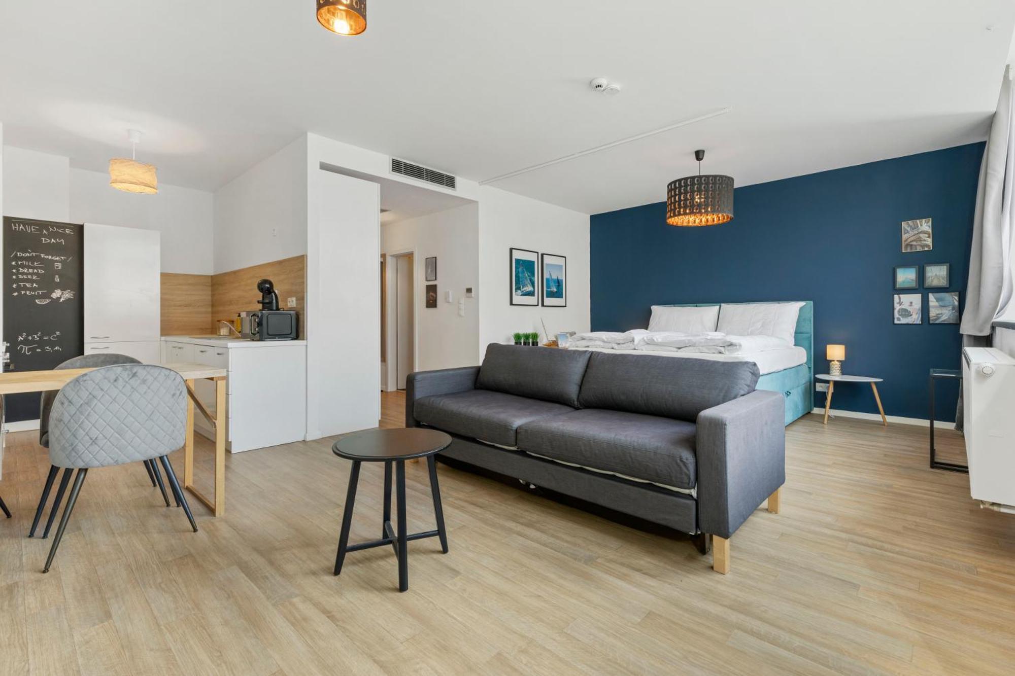 Lam Yacht Club - Terrace 10M2 Apartment บราติสลาวา ภายนอก รูปภาพ